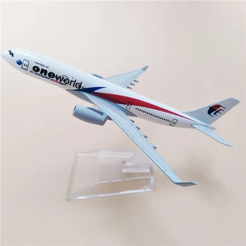 16CM de 1:400 Escala de Aviões Malaysia Airlines Um Mundo A330 Modelo de avião de Metal Fundido Aeronave Colecionáveis de Exibição de brinquedos
