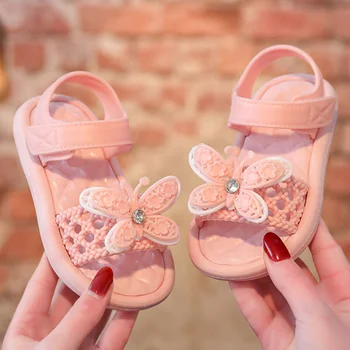 O Bebê Meninas' Pink Sandálias 2022 Verão Fundo Macio De Tecido Antiderrapante Esportes Bebê Meninas' Borboleta Princesa Sapatos De Praia Grande De Crianças